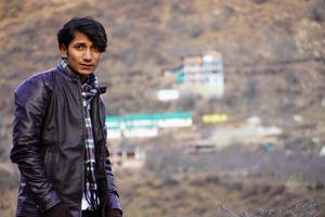 voyage en himalya profitez de l'homme indien photo