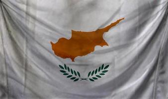 drapeau chypriote agitant. arrière-plan pour la conception patriotique et nationale photo