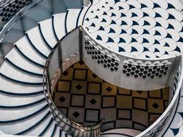 Londres, Royaume-Uni, 2014. Escalier en colimaçon de la Tate Britain à Londres photo