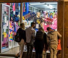 buenos aires, argentine, 2022. tout le monde regarde photo