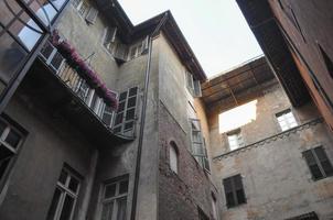 vue sur la ville de savigliano photo