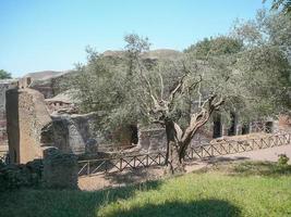 Villa Adriano ruines à tivoli photo