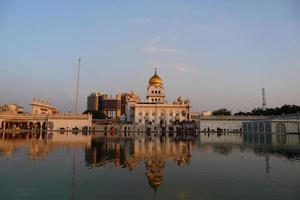 bangla sahib gurudwara lieu religieux pour les sikhs photo