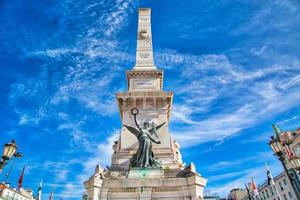monument de la place de l'indépendance, lisbonne praca de restauradores photo