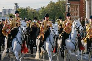 Londres, Royaume-Uni, 2005. Groupe monté du blues et de la famille royale au lord mayor's show photo