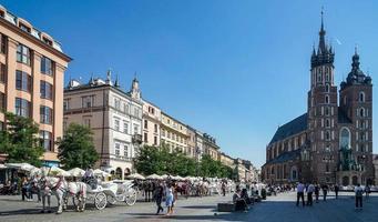 Cracovie, Pologne, 2014. calèche et chevaux photo