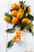 bouquet de mandarines juteuses photo