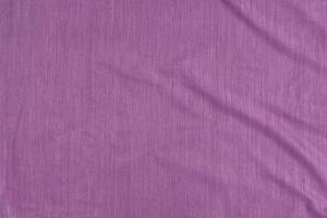 texture de chemise de sport violet clair, fond de chemise photo