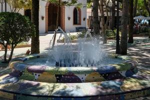 mijas, andalousie, espagne. 2017. fontaine à mijas photo