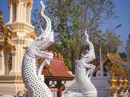 thungsaliam, sukhothai, thaïlande, 2021 - le nom du temple est wat pi pat mongkol photo