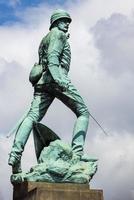 Liverpool, Royaume-Uni, 2021. Statue du général de division William Earle à l'extérieur de la salle St Georges photo