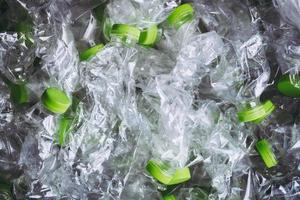 bouteilles en plastique recyclent le concept de fond