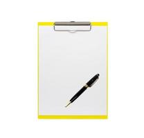 Presse-papiers avec un stylo isolé sur fond blanc photo