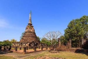 wat chang lom, parc historique de shukhothai, thaïlande photo