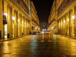 hdr via rome, turin photo