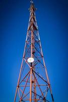 antenne tv de mât de télécommunication photo