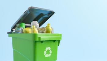 bac de recyclage avec litière en plastique photo