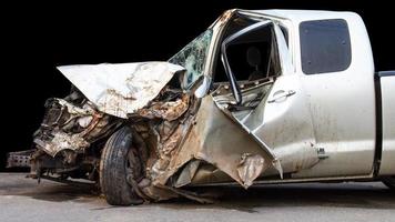 la voiture a été démolie photo