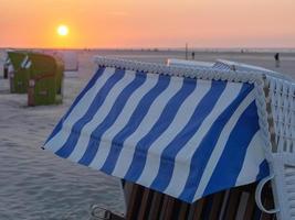 coucher de soleil sur l'ile de juist photo