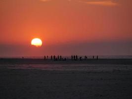 coucher de soleil sur l'ile de juist photo