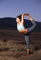 femme de yoga photo