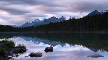 promenade des glaciers, parc national banff, alberta, canada photo