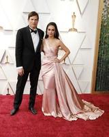 los angeles, 27 mars - ashton kutcher, mila kunis aux 94e académies au dolby theatre le 27 mars 2022 à los angeles, ca photo