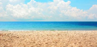 plage tropicale et mer photo