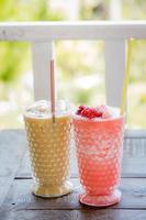 smoothie au café glacé et aux fraises photo