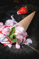 glace à la fraise photo