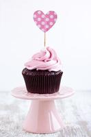 cupcake au chocolat rose photo