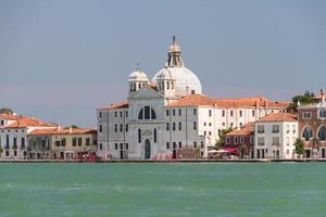 vue sur l'île de san giorgio, venise, italie photo