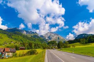 route de campagne dans le village, alt sankt johann, sankt gallen, swi photo