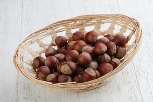 noisettes dans le panier photo