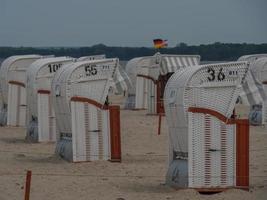 plage de travemuende en allemagne photo