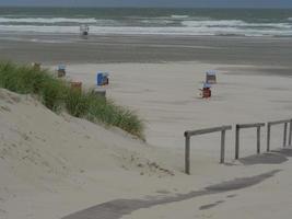 à la plage de l'île de juist photo