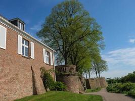 la ville de rees au bord du rhin photo