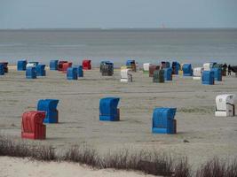 Dornumersiel sur la côte allemande de la mer du Nord photo