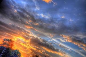 beau coucher de soleil à mayence, hesse, allemagne photo