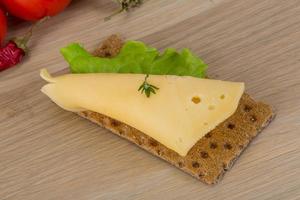 pain croustillant au fromage photo