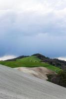 paysage de collines (quattro castella) photo