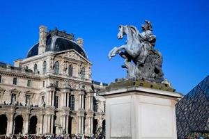 paris, france, 2022 - musée du louvre, paris, france. photo