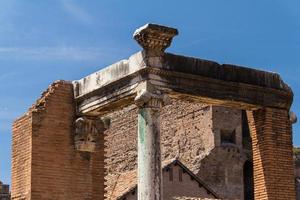 ruines romaines à rome, forum photo