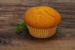 muffin savoureux sucré servi à la menthe photo
