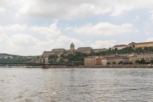 palais royal historique de budapest photo