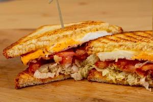 club sandwich avec oeuf photo