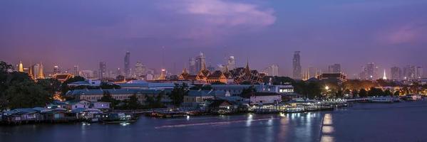 panorama du grand palais à bangkok photo