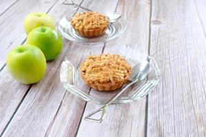 tarte au crumble aux pommes sucrée et délicieuse photo