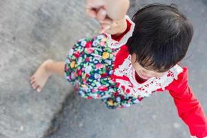 portrait d'une adorable petite fille photo