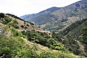 une vue sur les pyrénées du côté français photo